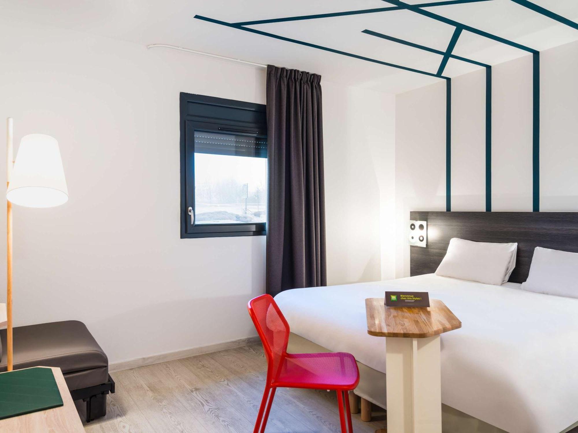 Ibis Styles Rouen Val De Reuil Hotel Val-de-Reuil Exterior foto